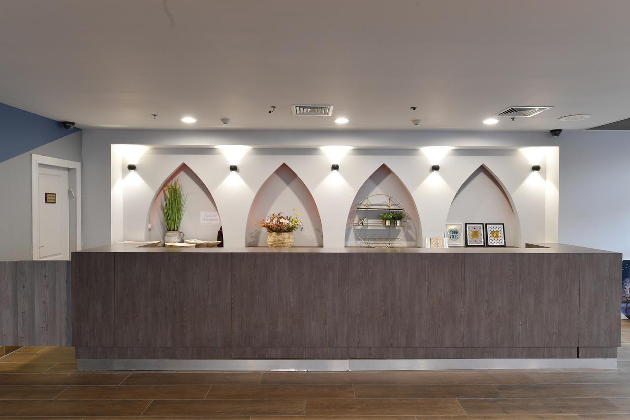 Be Unique Hotel - Drinks Included エイラート エクステリア 写真